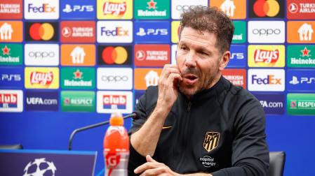 Simeone durante la rueda de prensa previa al duelo contra el Brujas