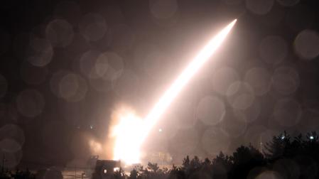 Estados Unidos y Corea del Sur responden al cohete de Kim Jong-un lanzando cuatro misiles