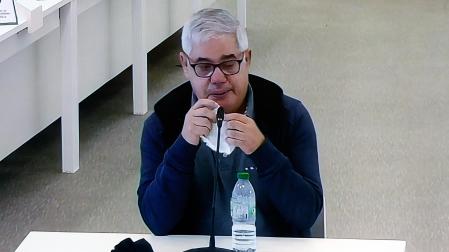 El acusado Francisco José Garzón Amo, maquinista del Alvia accidentado en 2013, durante el segundo día del juicio del accidente del Alvia, que se desarrolla en la Ciudad de la Cultura de Santiago de Compostela