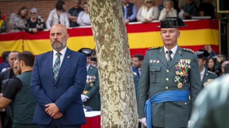 Fotos del desfile de la Guardia Civil en el día de su patrona en Pamplona.