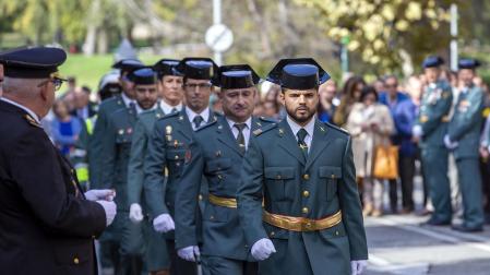Fotos del desfile de la Guardia Civil en el día de su patrona en Pamplona.