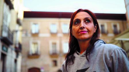 Helena Maleno Garzón, este jueves por la tarde, en la plaza del Consejo de Pamplona