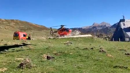 Los bomberos rescatan a un senderista en Belagua tras ser picado por una avispa que le provocó una reacción alérgica