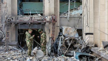 Escombros tras los ataques en Donetsk