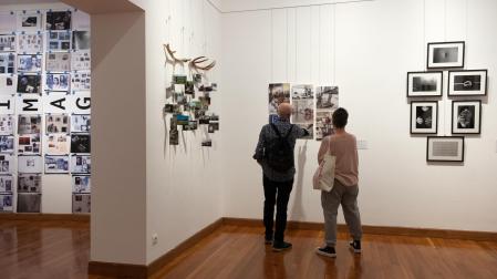 Tres exposiciones diferentes comparten la Casa de Cultura Fray Diego durante la celebración del Octubre Fotográfico.
