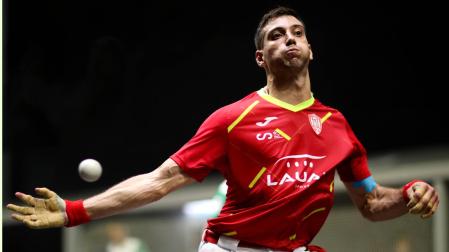 El navarro Luis Sánchez había clasificado a España para la final individual de mano trinquete