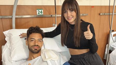 Pablo Marí, junto a su pareja en la cama del hospital
TWITTER PABLO MARÍ
28/10/2022