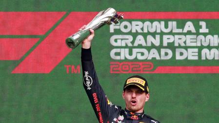 Verstappen termina primero en México