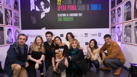 A: BLANCA ALDANONDO
F: 04/11/2022
P: EL JURADO, DE IZDA. A DCHA.; OTI RODRIGUEZ MARCHANTE, PILAR PALOMERO, RODRIGO SOROGOYEN, CAROLINA YUSTE, AITANA SANCHEZ GIJON, MARTA POVEDA, PEPA BLANES Y JOSETXO CERDAN
L: TUDELA
T: PRESENTACION DEL JURADO. 22 EDICION DEL FESTIVAL DE CINE OPERA PRIMA