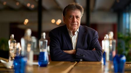 El escritor Luis Landero