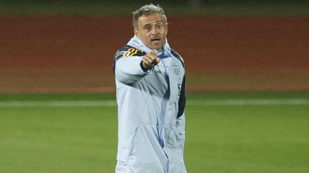 Luis Enrique, durante el entrenamiento de España en Las Rozas