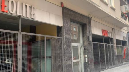 Imagen de los antiguos cines Olite, ya vallados