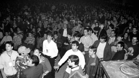 La apertura paralela en la Carpa de la UPNA en 1997