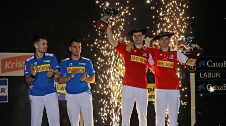El podio del año pasado con Laso-Albisu y Altuna-Martija