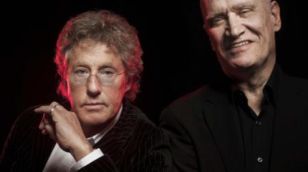 Wilko Johnson (derecha), en una fotografía de archivo junto a Roger Daltrey