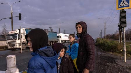 Niños en la ciudad ucraniana de Jerson