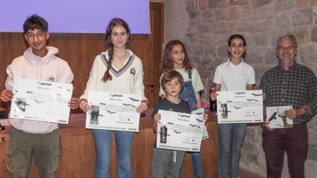 Rajen Ayerra, Nora Janáriz, Telmo Ugarte, Loreto Fernández, Alba García y Juan I. Deán