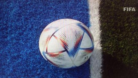 La imagen que aclaró que el balón no había salido del campo