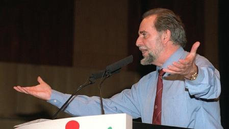Julio Anguita, reelegido coordinador general de IU.