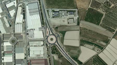Imagen de la rotonda de acceso al polígono industrial desde la NA-134