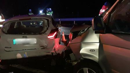 En el choque por alcance en la A-68 se vieron implicados cinco vehículos