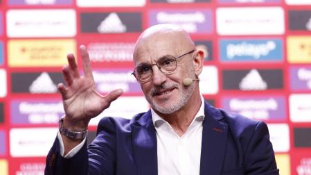 El nuevo seleccionador nacional de fútbol, Luis de la Fuente, en su presentación oficial hasta la Europa de 2024.

OSCAR BARROSO/AFP7/EUROPA PRESS

12/12/2022 ONLY FOR USE IN SPAIN