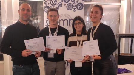 Participantes en la Olimpiada Internacional de Máquinas y Mecanismos. De izda. a dcha., Aitor Plaza, Beñat Andueza, Alba Monreal y Andrea Tamayo