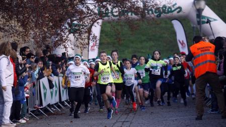 Participantes en la XI Carrera Infantil de la Navidad de Asvona