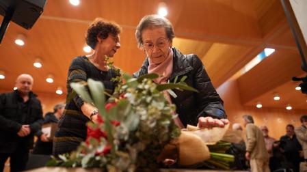 Acto de entrega de los restos de la fosa de Paternáin a sus familiares