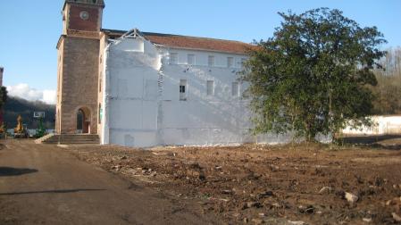 Imagen de la antigua iglesia de los Capuchinos en Lekaroz.