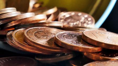 Varias monedas de céntimos