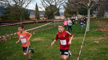 Carrera infantil de Navidad en Anaitasuna./