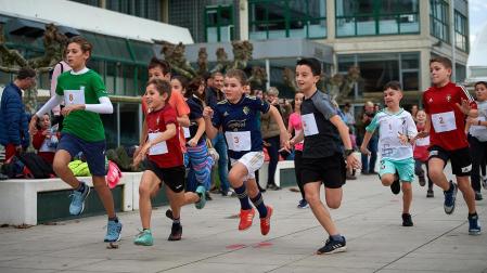 Carrera infantil de Navidad en Anaitasuna./