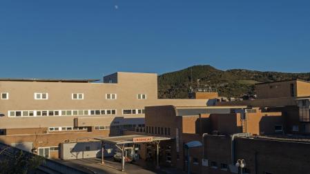 Vista de la zona de acceso a las Urgencias del Hospital García Orcoyen de Estella