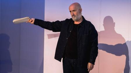 Javier Cámara, en una escena de 'Los farsantes'