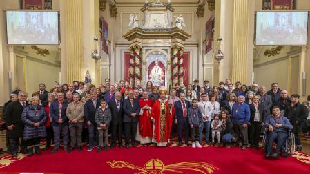 Fotos de la entrega de medallas a nuevos miembros de la Corte de San Fermín