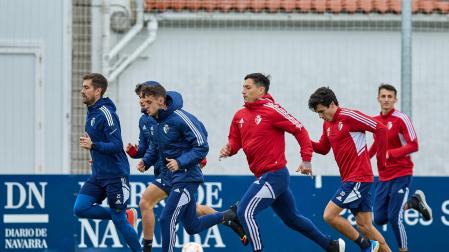 Los titulares completaron una sesión de recuperación en Tajonar