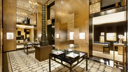 Imagen de la renovada joyería que la firma Chanel en la exclusiva Plaza Vendôme de París