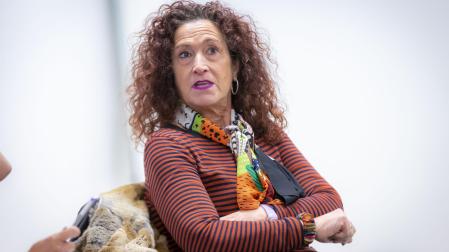 Arantza Mendióroz durante su intervención en la mesa 'Más allá del duelo: el recuerdo'.