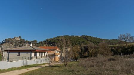 Terrenos en los que se va a construir el aparcamiento junto al parque de caravanas