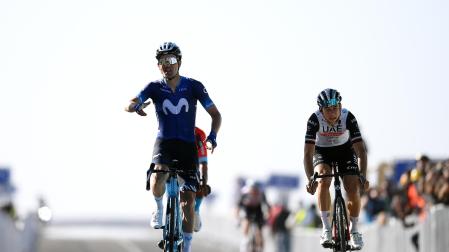 Ruben Guerreiro, en el momento de ganar la etapa del Saudi Tour.
