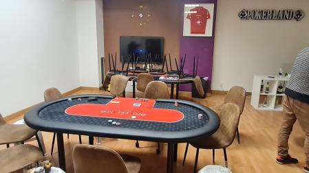 Imagen del interior de la sala de poker clandestina ubicada en La Milagrosa