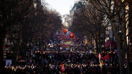 Vista general de la manifestación celebrada este martes en París contra la reforma de las pensiones