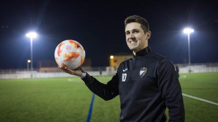 Diego Martón, capitán del Alesves, antes del entrenamiento de este martes