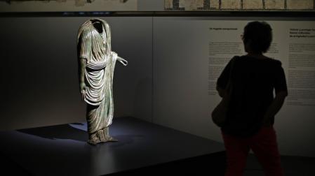 La escultura puede visitarse en la sala 1.5 del Museo de Navarra, donde se instaló en junio de 2022.