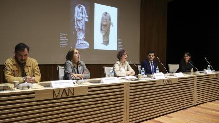 De izda. a dcha., Jesús Sesma, Susana Irigaray, Rebeca Esnaola, Luis Romero y Paloma Otero durante la jornada.