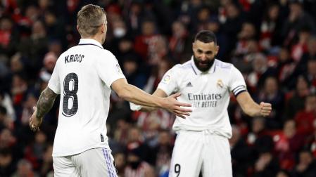 Kroos y Benzema celebran un tanto anotado en un choque anterior del Real Madrid.