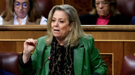 La diputada popular Macarena Montesinos interviene durante la sesión de control al Gobierno celebrada este miércoles en el Congreso de los Diputados