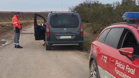 Control de la Policía Foral en Corella