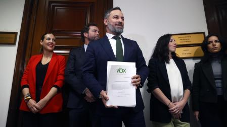 Abascal registra la moción de censura contra Pedro Sánchez